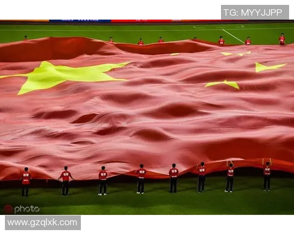 南京足球队整体压制革新之路探索与发展全景分析